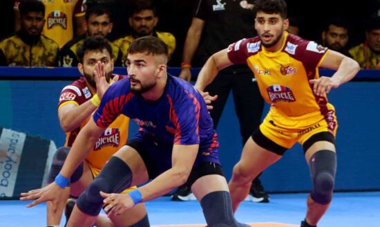 Ashu Malik for Dabang Delhi during a raid